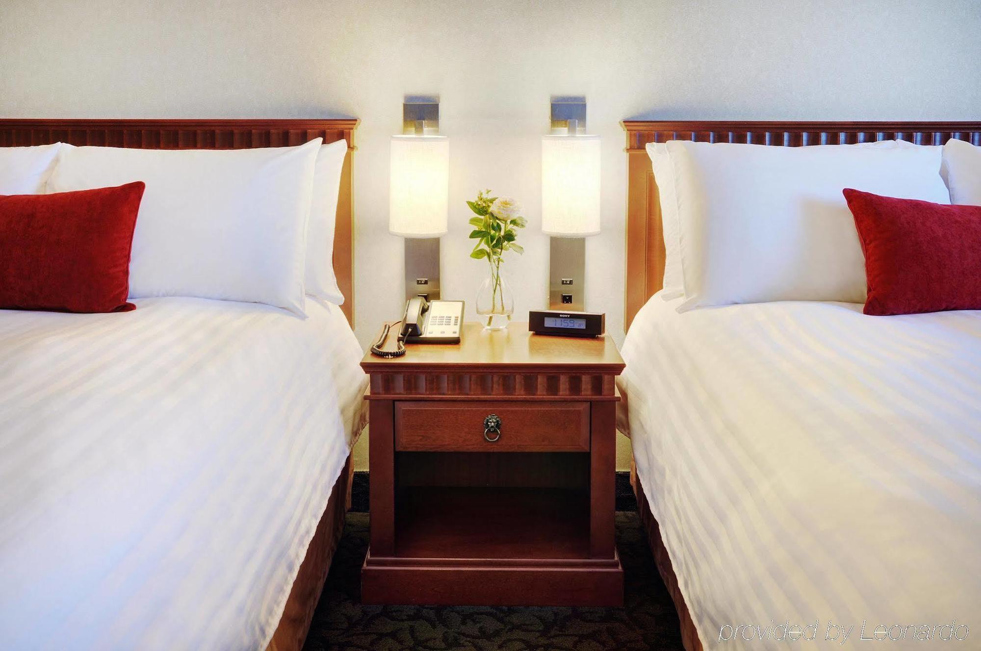 Travelway Inn Sudbury Bagian luar foto